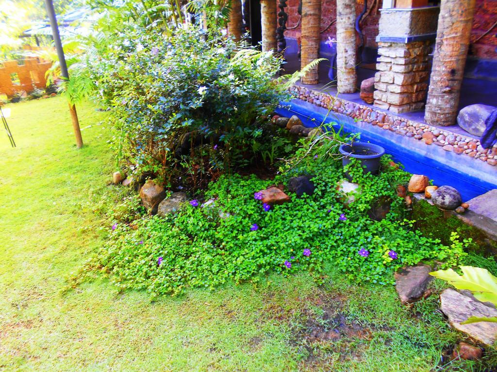 Sapphire Holiday Resort Ratnapura Exterior photo