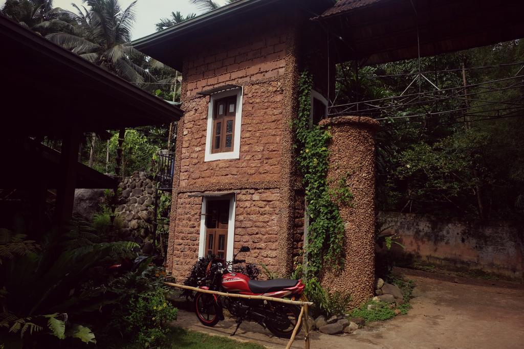 Sapphire Holiday Resort Ratnapura Exterior photo